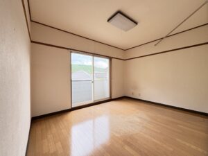 2階洋室7畳 (寝室) 2階洋室7畳 (寝室)